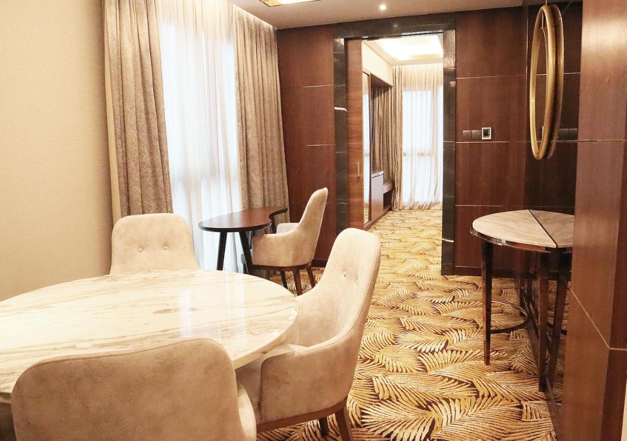 Sunway Hotel Big Box ヌサジャヤ エクステリア 写真