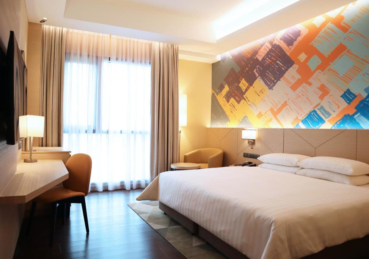 Sunway Hotel Big Box ヌサジャヤ エクステリア 写真