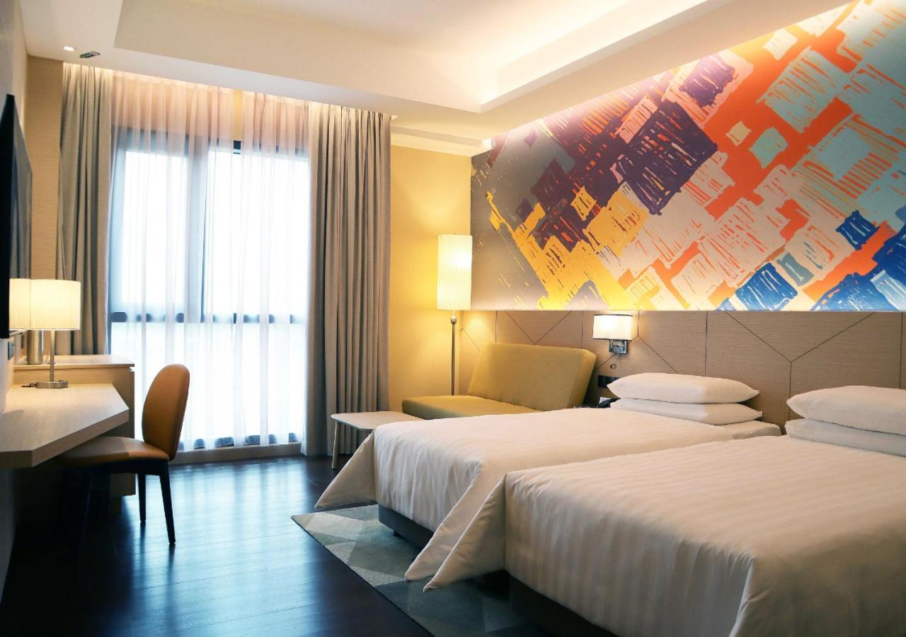 Sunway Hotel Big Box ヌサジャヤ エクステリア 写真